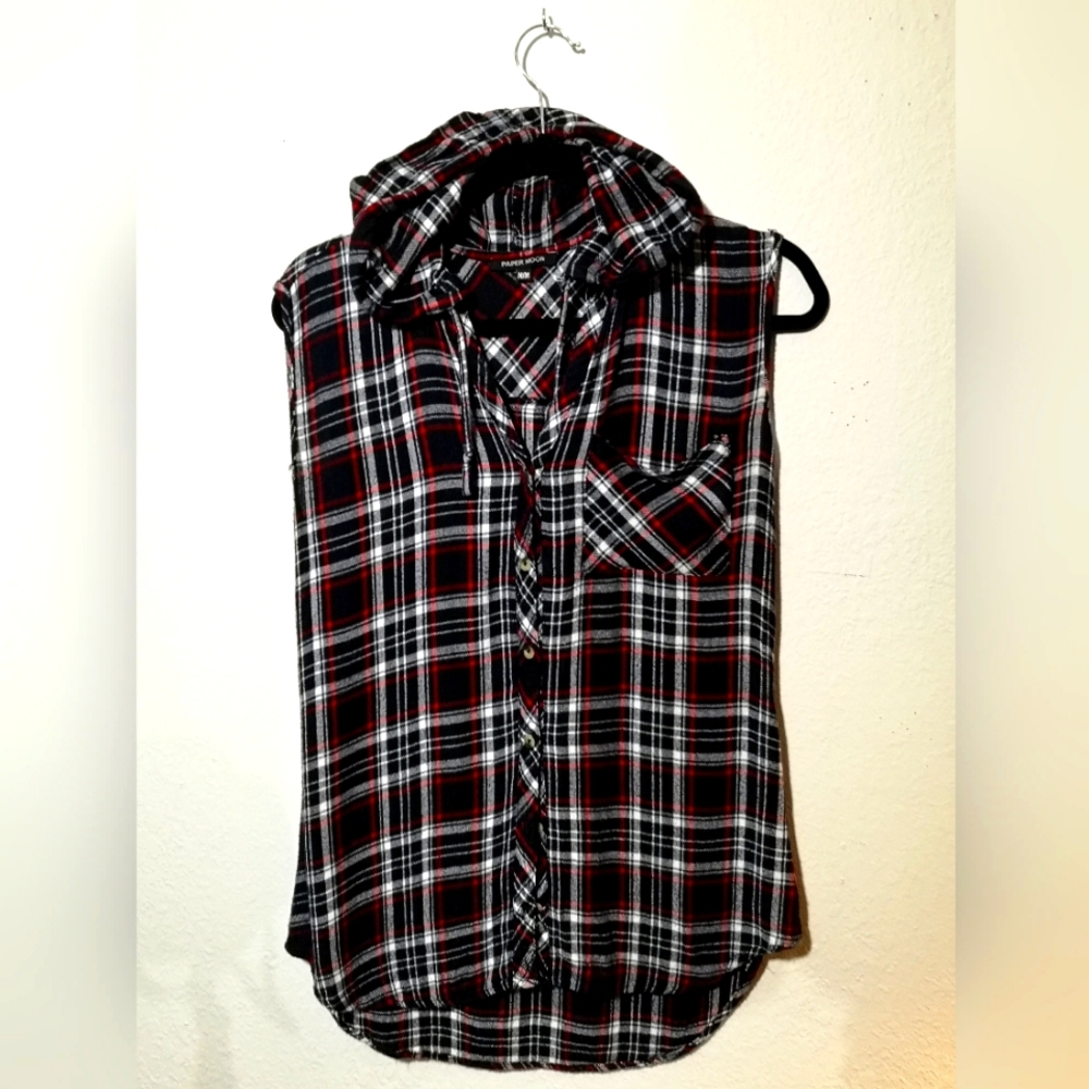 Cute & Comfy FLANNEL HOODED TANK medium